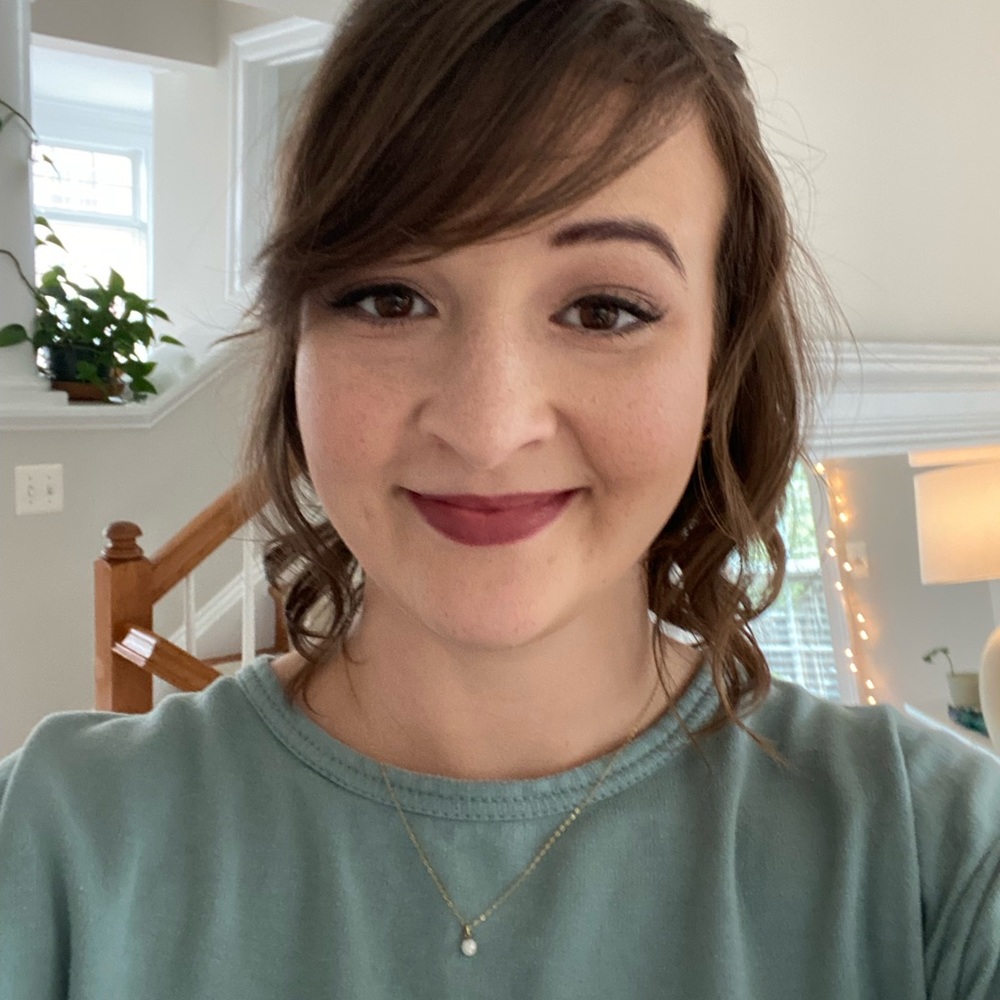 Meet your Posher, Kelly